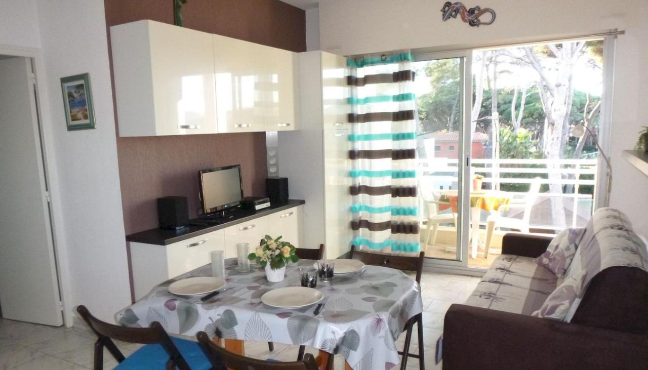 Studio Residence Bona, Vue Hippodrome Et Mer, Clim 히에레 외부 사진